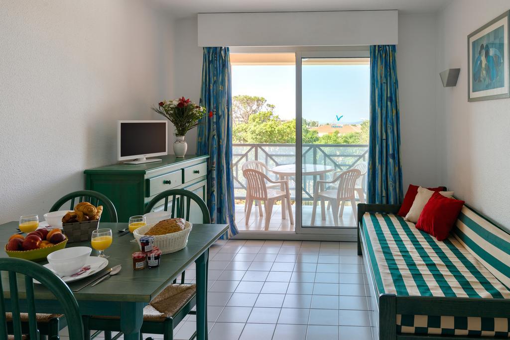 Lagrange Vacances Le Domaine Des Grands Pins Saint-Raphaël Kamer foto